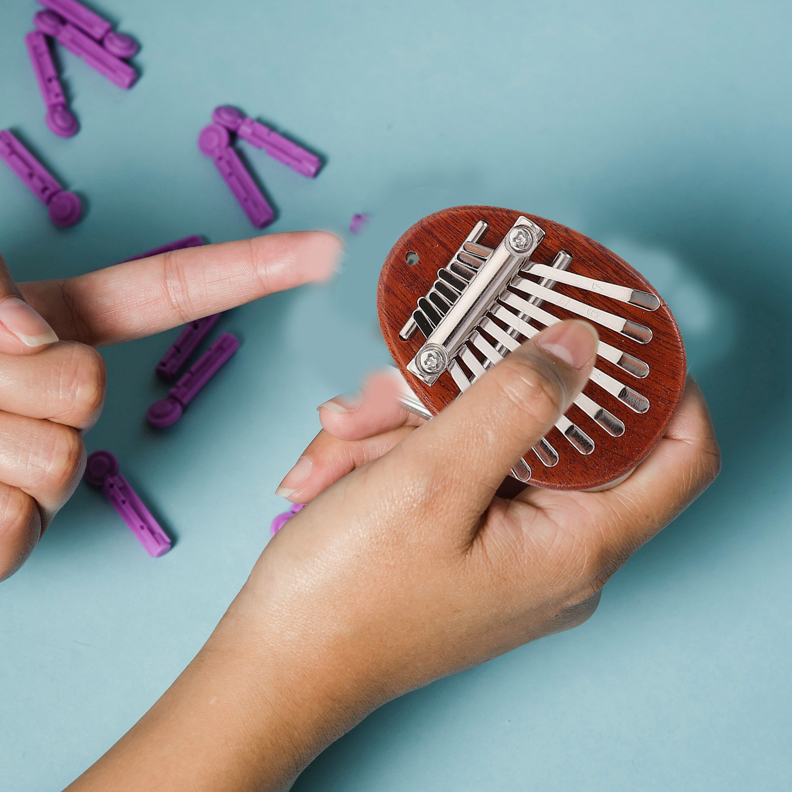 1Set Kalimba Thumb Piano Mini  - مراجعة Musical Instrument For Beginners وسعره