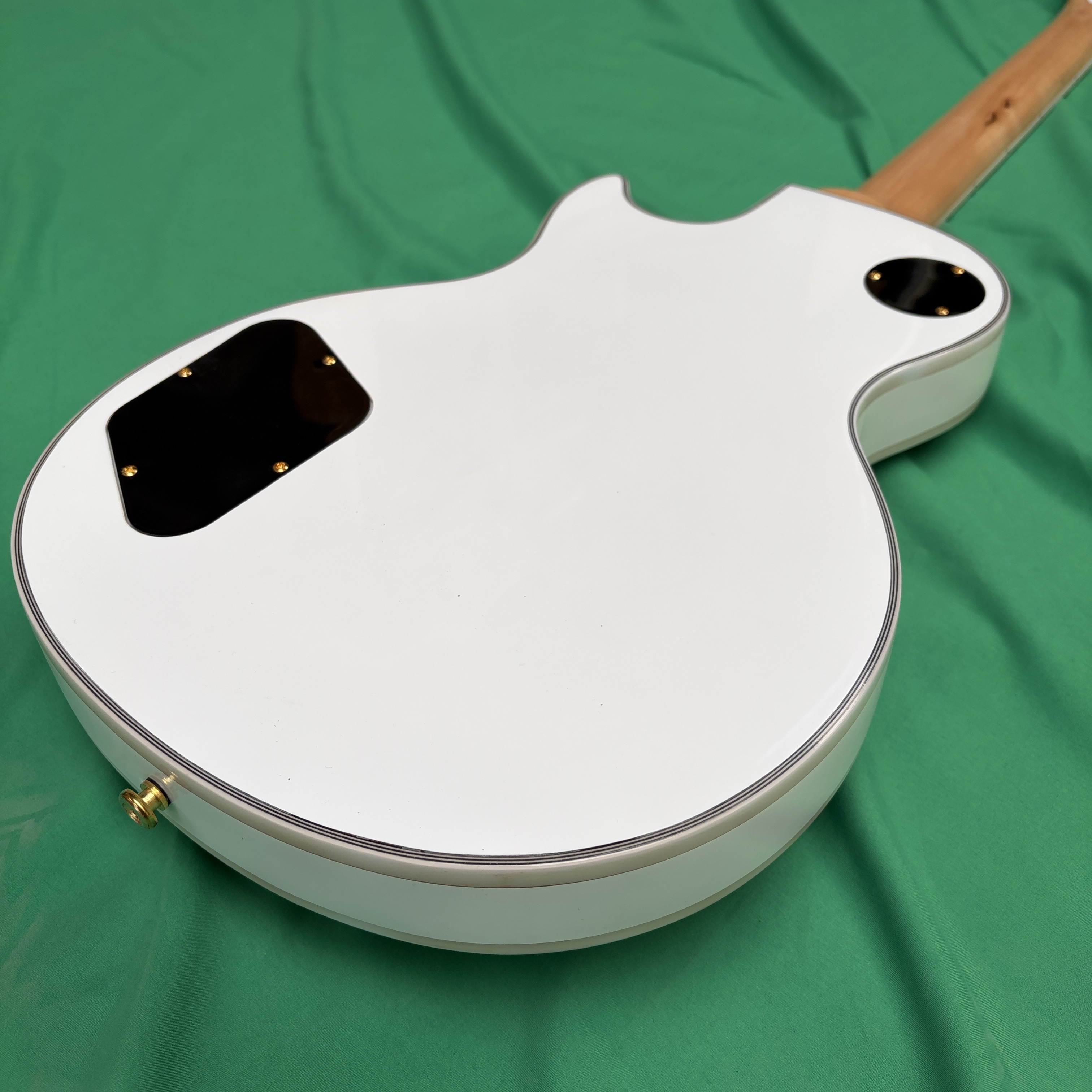 hot selling Classic Six-String - مراجعة Musical Instrument For Beginners وسعره