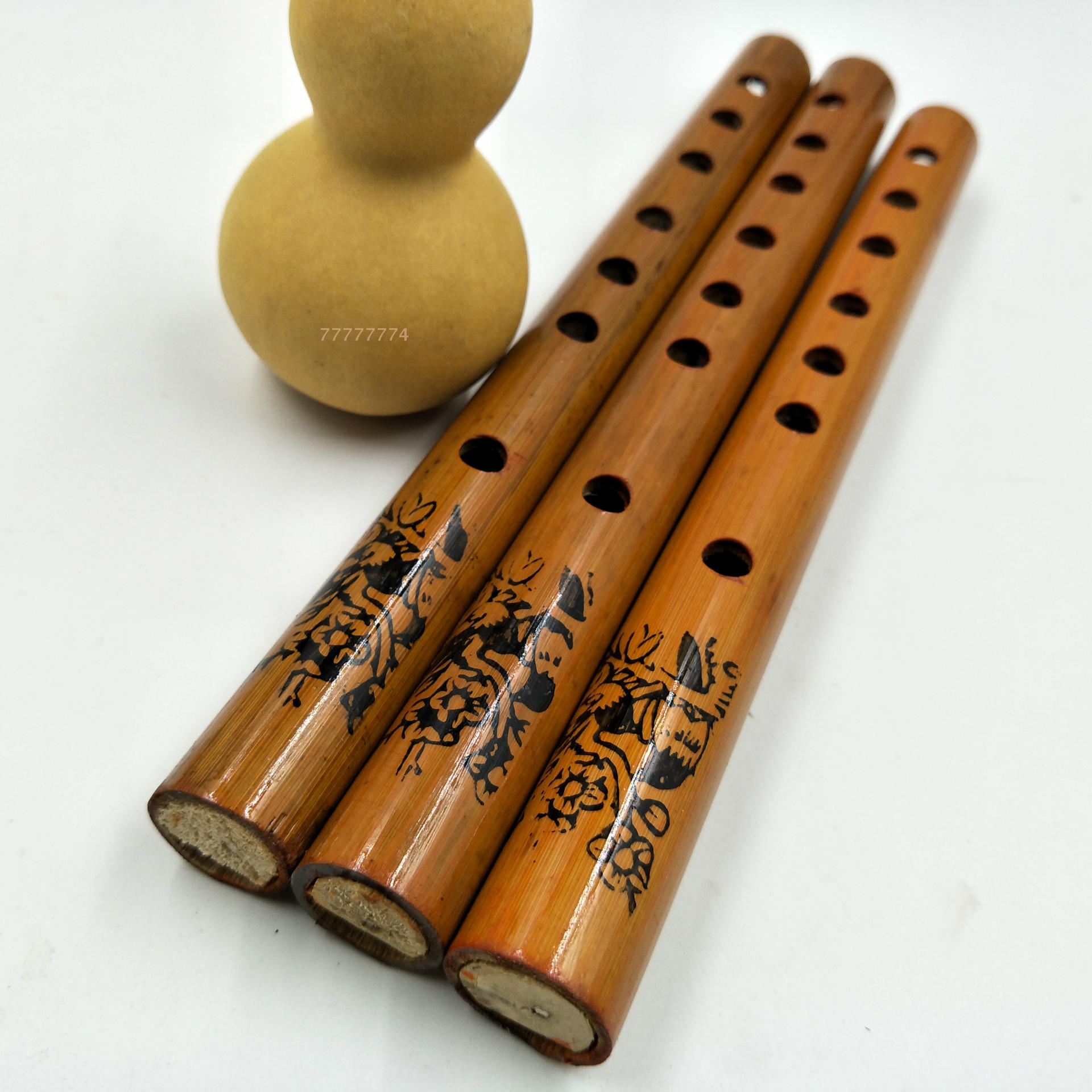 Traditional 6 Hole Bamboo Flut - مراجعة Tin Whistle Flute وسعره