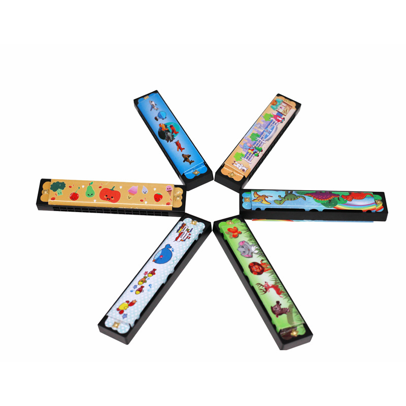 Children's Harmonica, Wooden M - مراجعة Musical Instrument That You Blow Into وسعره